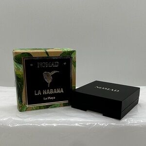 3/$15 🌼 Nomad La Habana Eyeshadow with Green and Tan Box